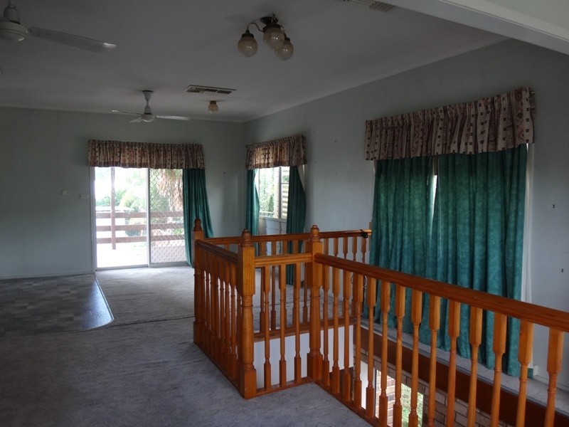 9 Bridgeman Street, Emerald QLD 4720