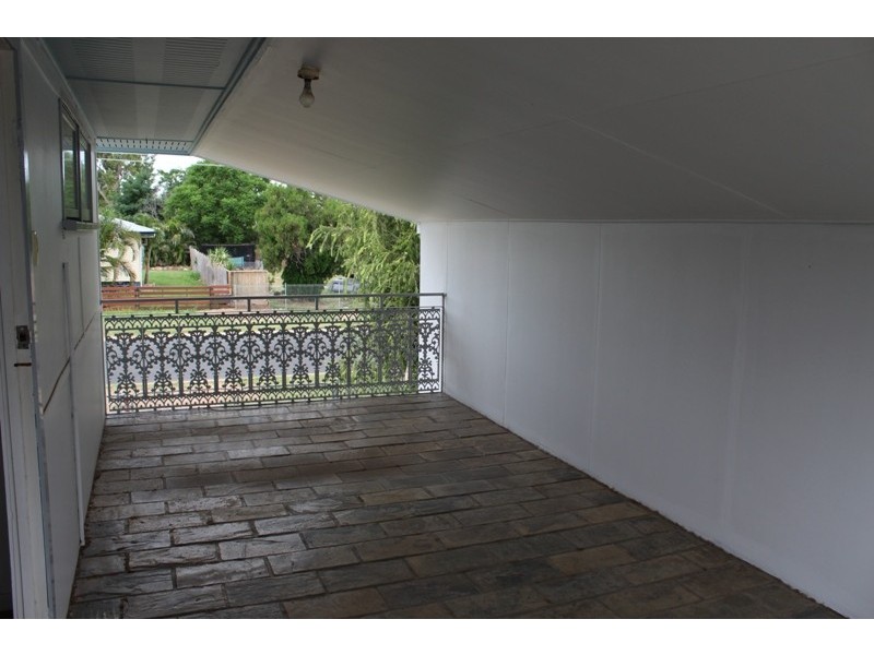 3 Donkin Street, Emerald QLD 4720
