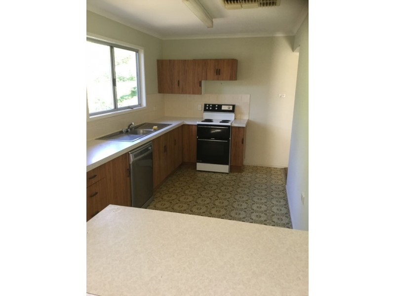 14 Kythera, Emerald QLD 4720