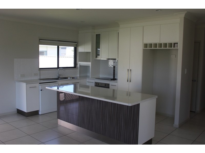 23 Moriarty Street, Emerald QLD 4720