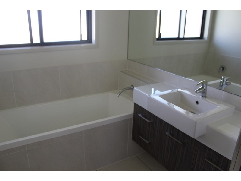 23 Moriarty Street, Emerald QLD 4720