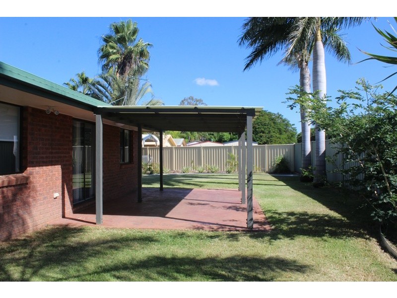 8 Rivoli Place, Emerald QLD 4720