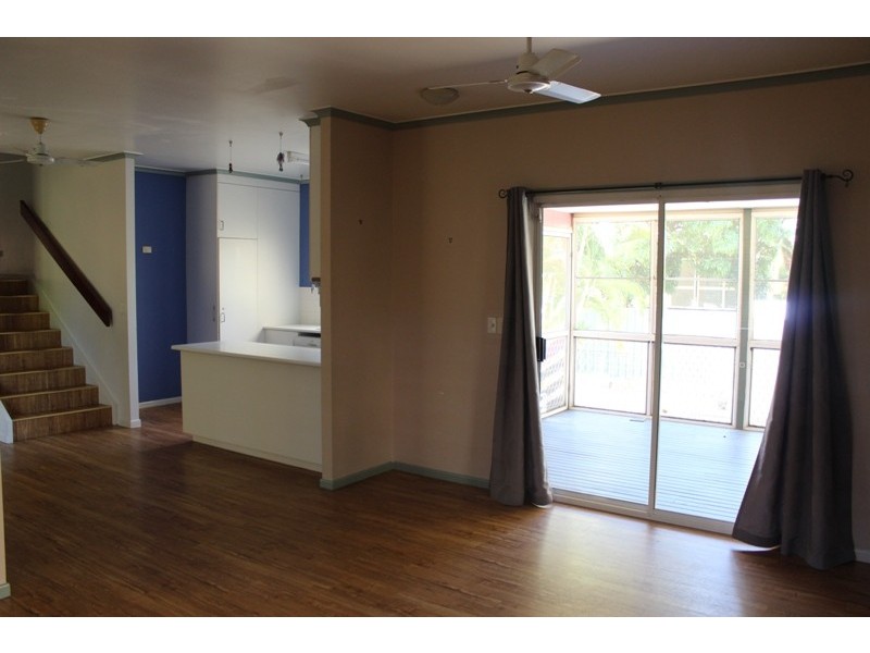 7/7 Theresa Street, Emerald QLD 4720