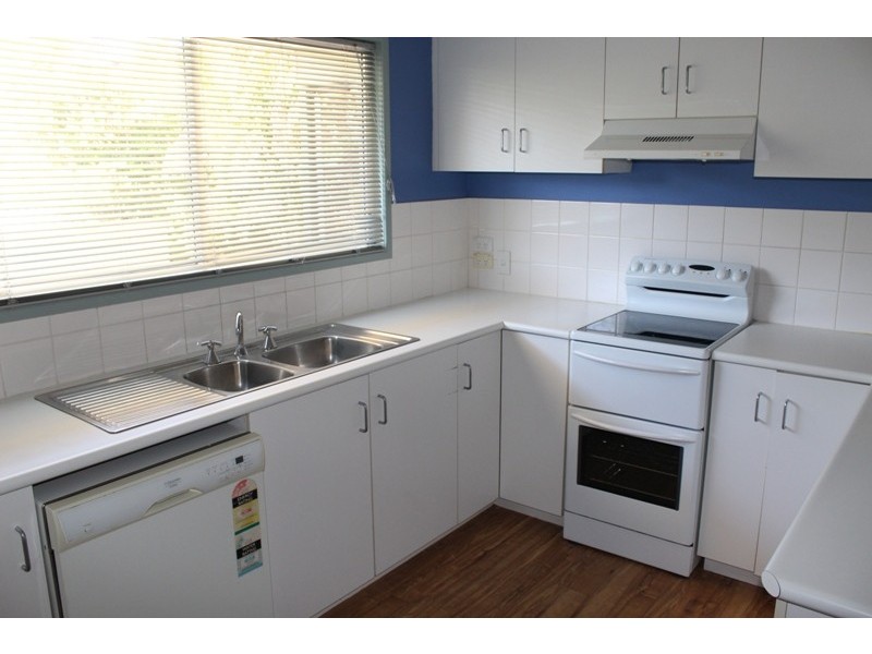 7/7 Theresa Street, Emerald QLD 4720