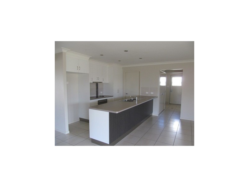 7 Mitchell Street, Emerald QLD 4720
