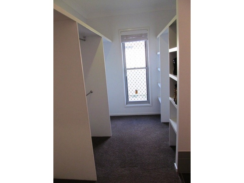 29 Wright Street, Emerald QLD 4720