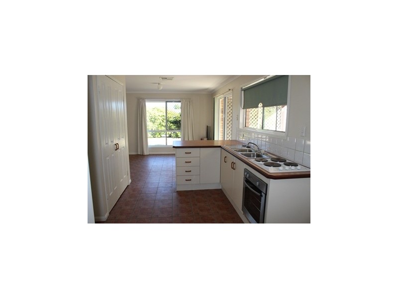 81 Park Avenue, Emerald QLD 4720