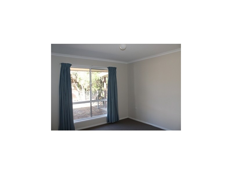 81 Park Avenue, Emerald QLD 4720