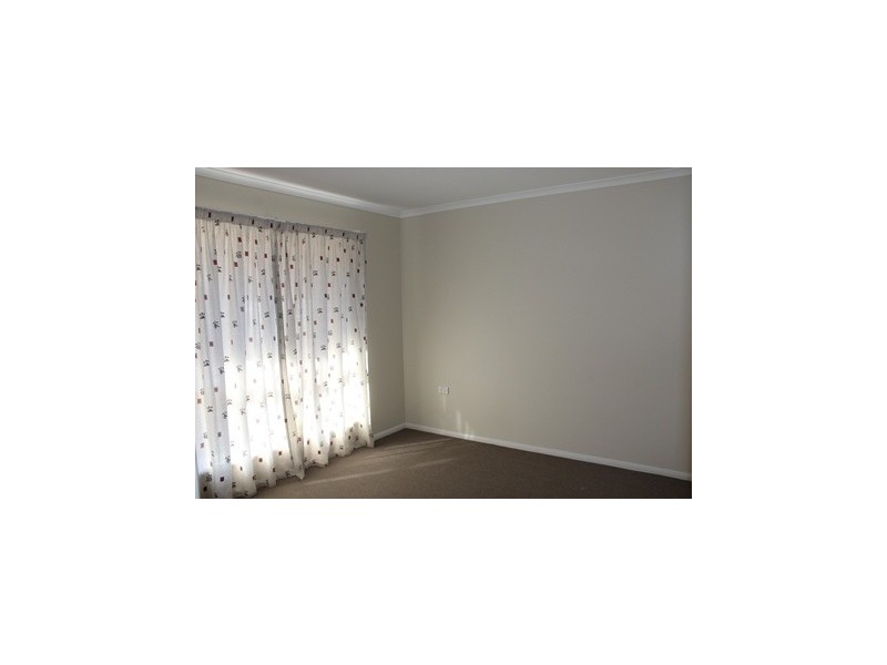 81 Park Avenue, Emerald QLD 4720