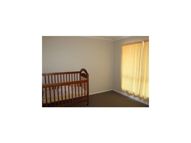 81 Park Avenue, Emerald QLD 4720
