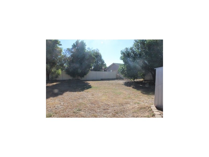 81 Park Avenue, Emerald QLD 4720