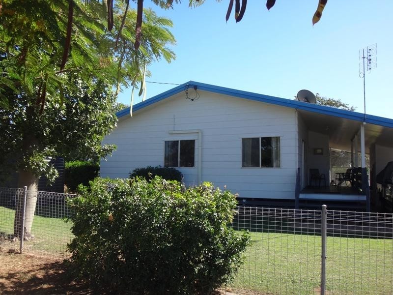 11 Slider Street, Capella QLD 4723