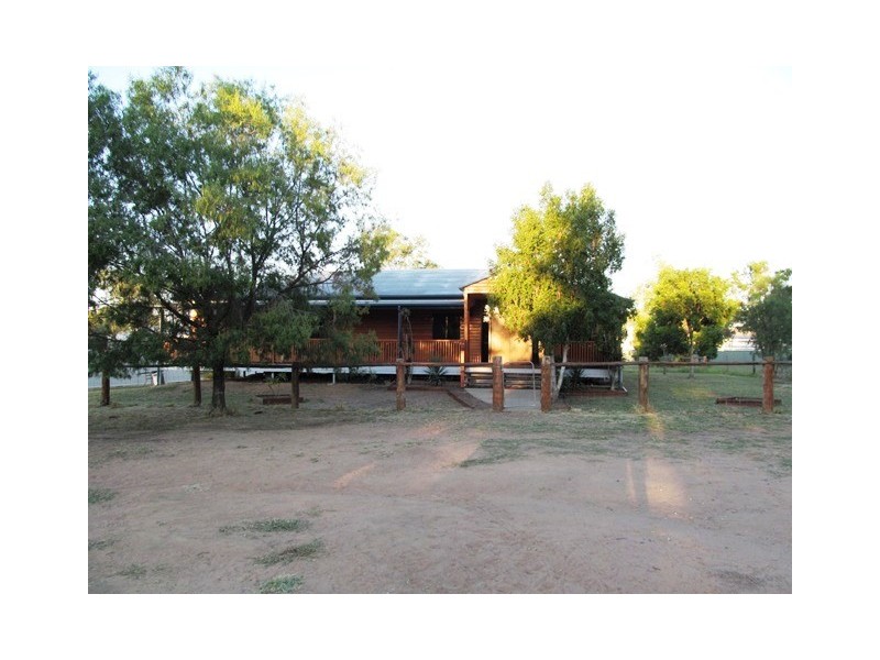 23A Crendan Street, Emerald QLD 4720