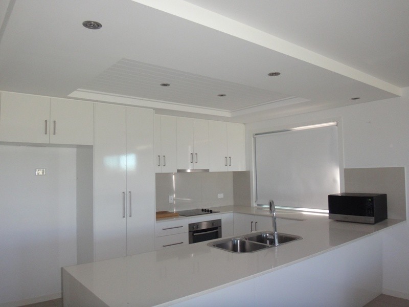 65 Canterbury Road, Emerald QLD 4720