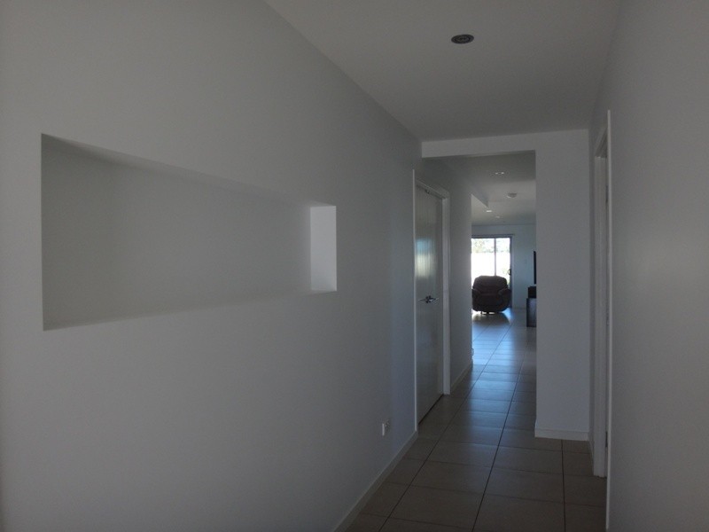 65 Canterbury Road, Emerald QLD 4720