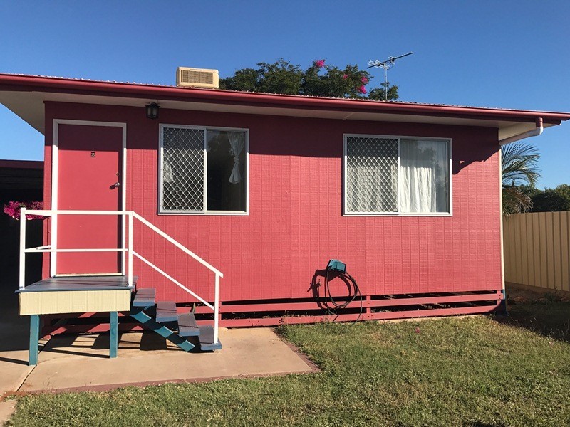 2/9 Vicki Close, Emerald QLD 4720