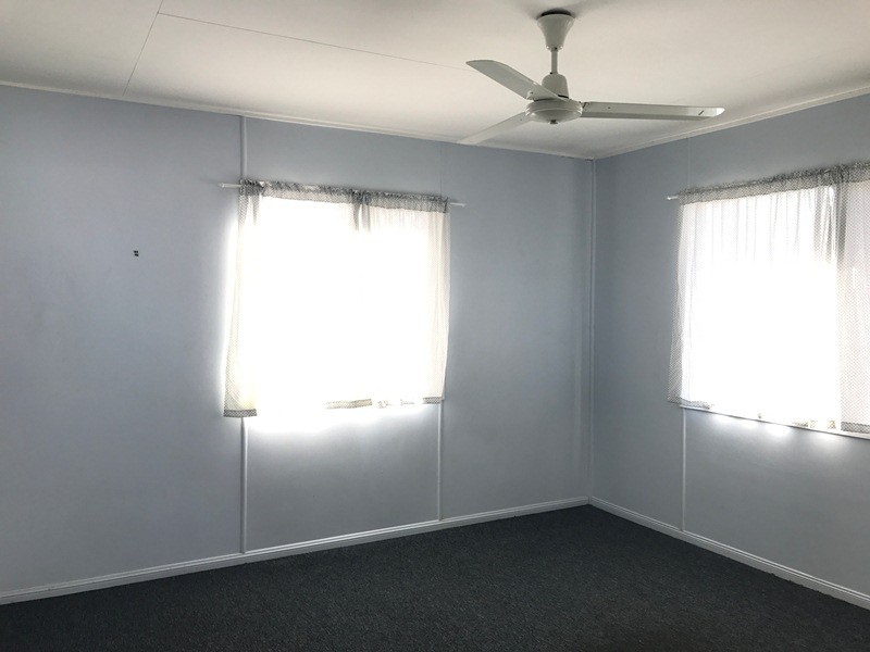 2/9 Vicki Close, Emerald QLD 4720