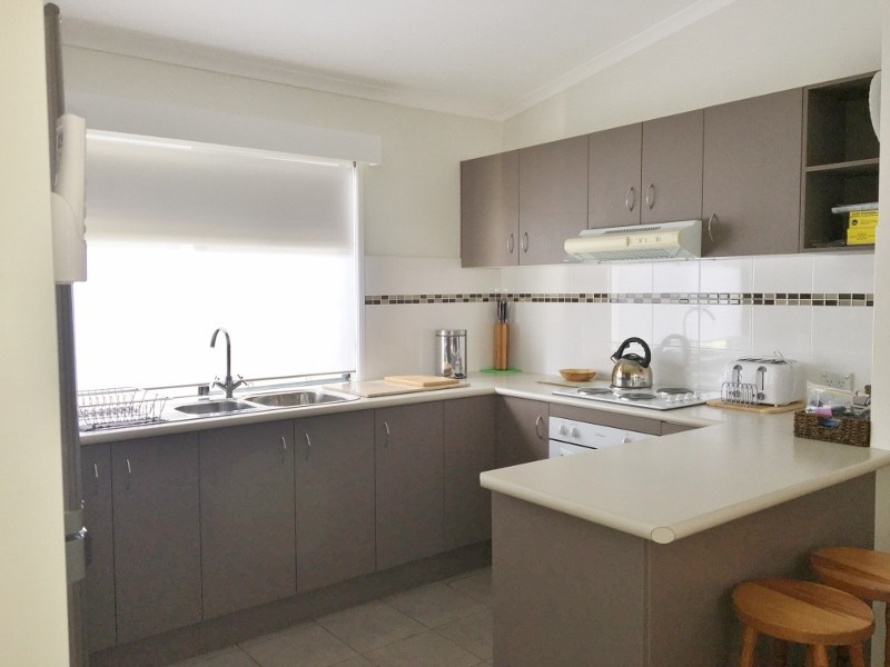 2/1a Gordon Close, Anna Bay NSW 2316