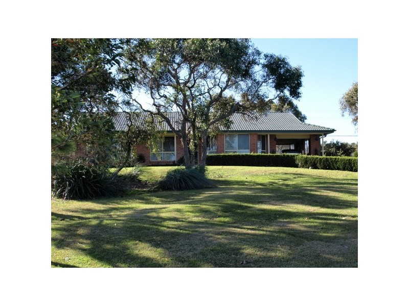 2 Oyster Cove Road, Salt Ash NSW 2318