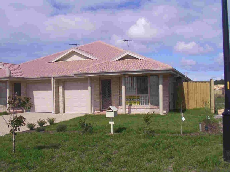 4 Garden Way, Tanilba Bay NSW 2319