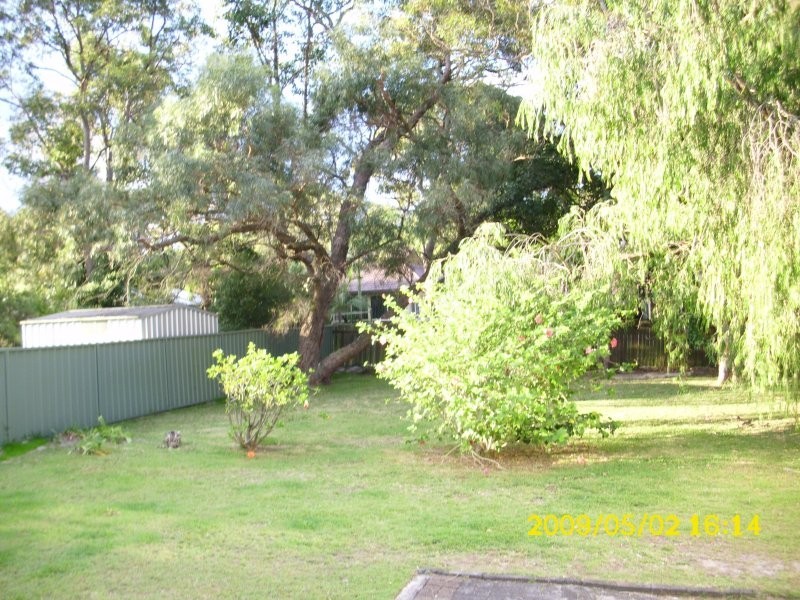 15 Army Avenue, Tanilba Bay NSW 2319