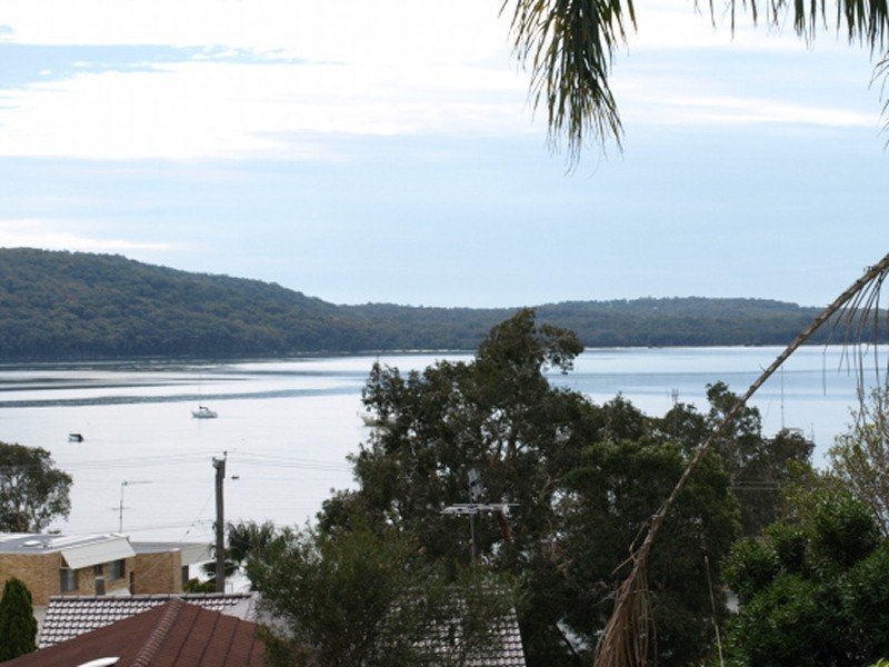 9 Grandview Close, Soldiers Point NSW 2317
