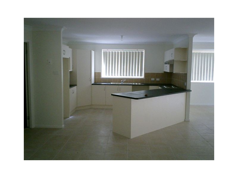 10 Ayres Avenue, Tea Gardens NSW 2324