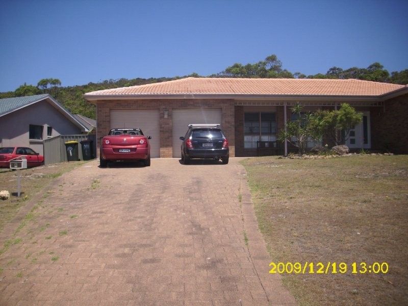 1 Amaroo Crescent, Fingal Bay NSW 2315