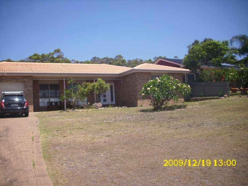 1 Amaroo Crescent, Fingal Bay NSW 2315