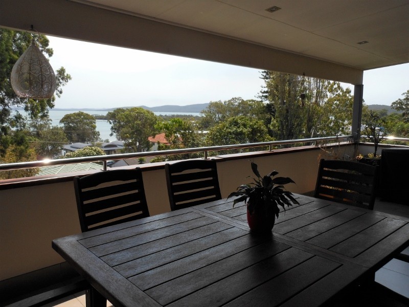 2 Lyndel Close, Soldiers Point NSW 2317