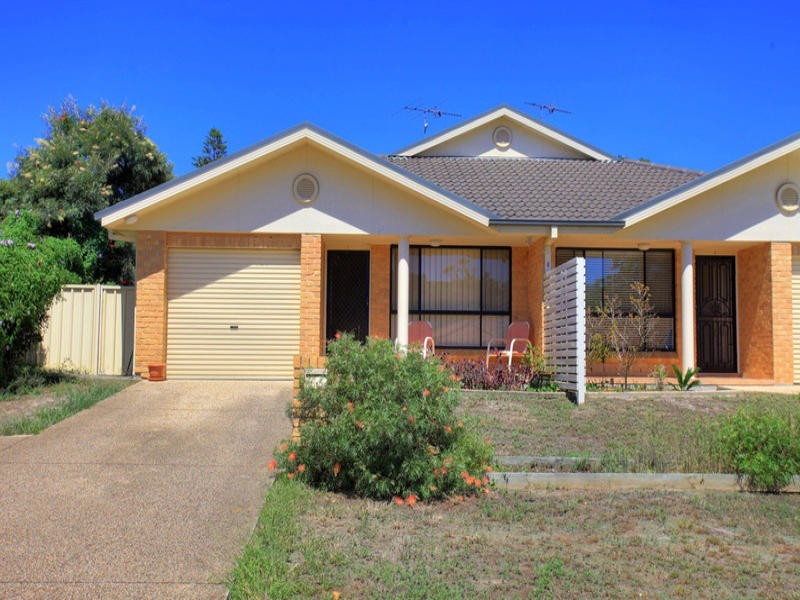 1/6 Bungwall Close, Anna Bay NSW 2316