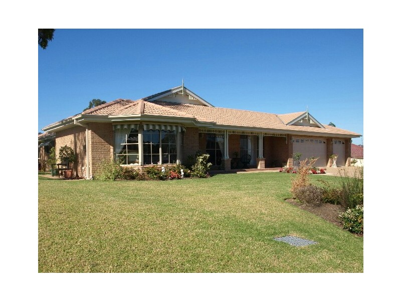 90  South Street, Medowie NSW 2318