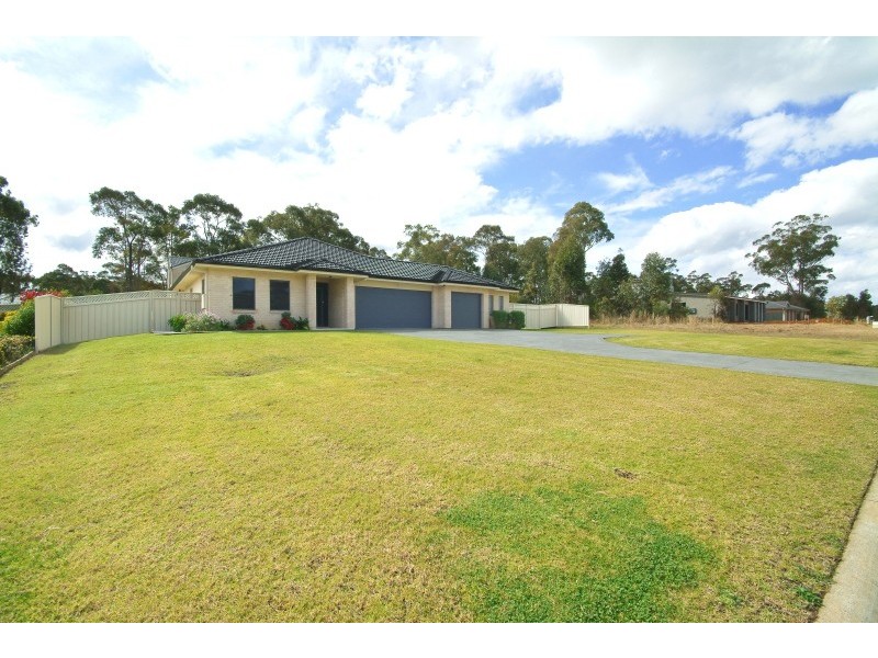 81 South Street, Medowie NSW 2318