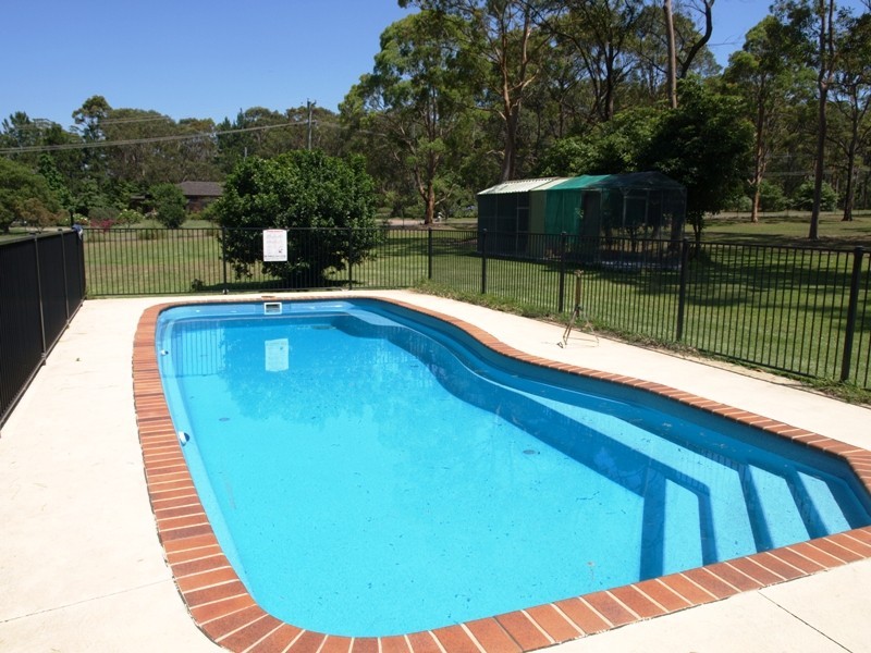 7 Windeyer Crescent, Medowie NSW 2318