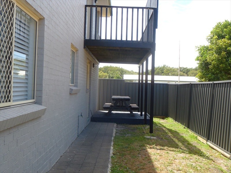 4 Fisherman’s Bay Road, Anna Bay NSW 2316