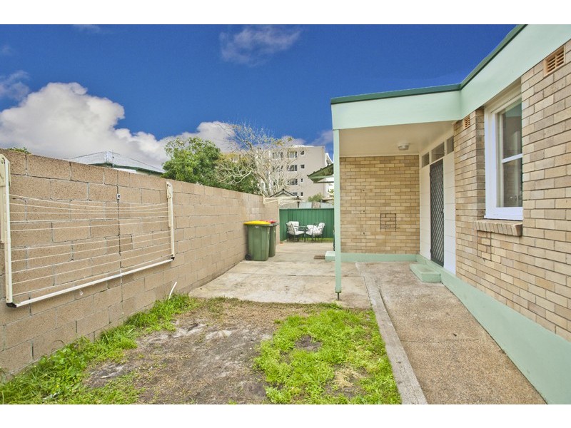 2/42 Donald Street, Nelson Bay NSW 2315