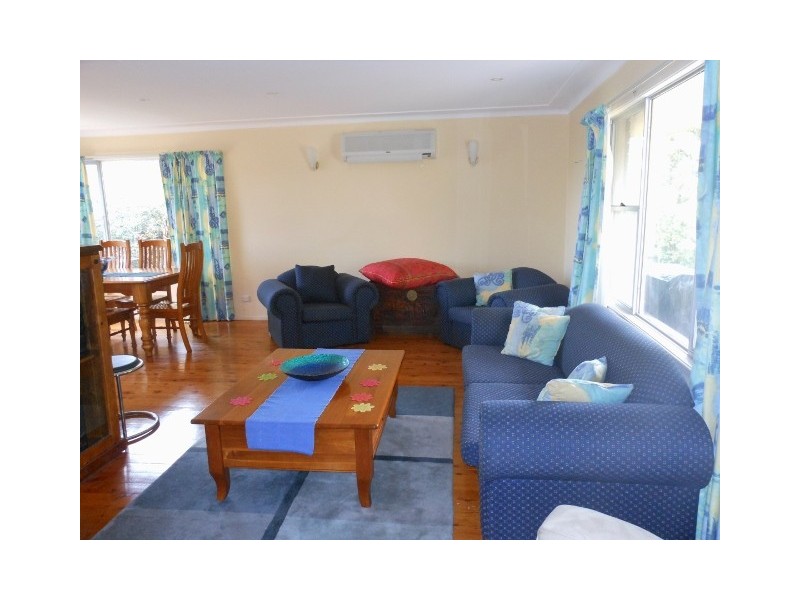 8 Victor Parade, Shoal Bay NSW 2315