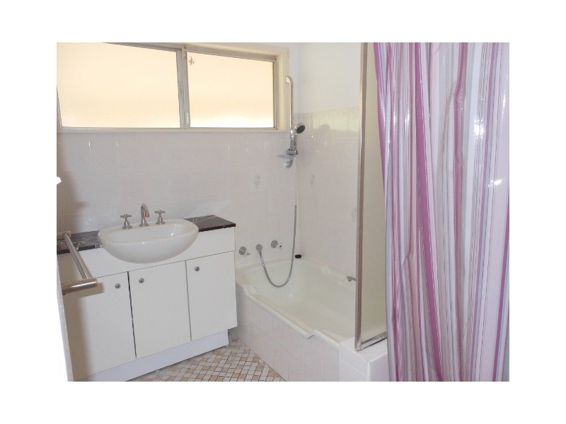 8 Victor Parade, Shoal Bay NSW 2315