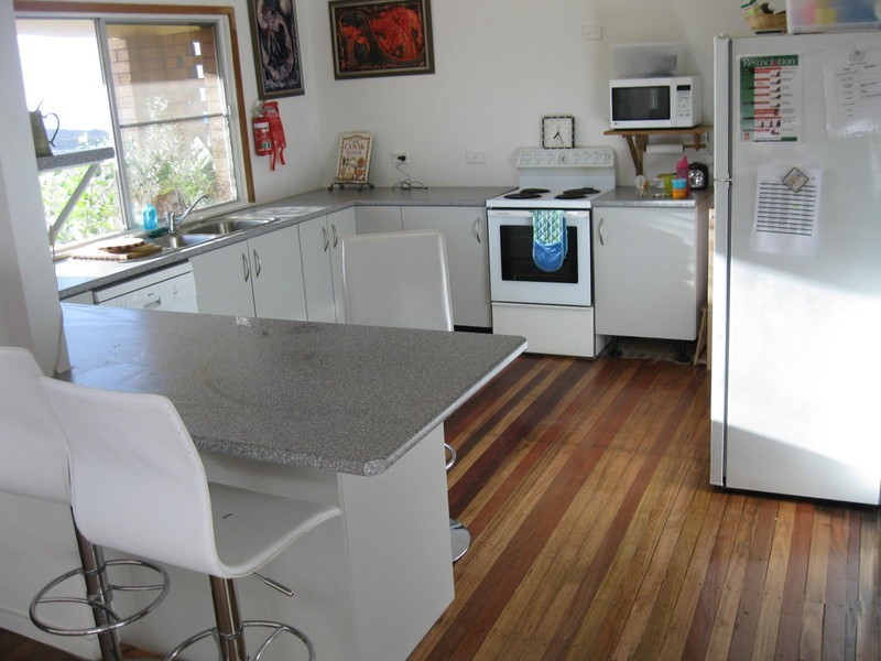 2 Lorna Street, Fishermans Bay NSW 2316