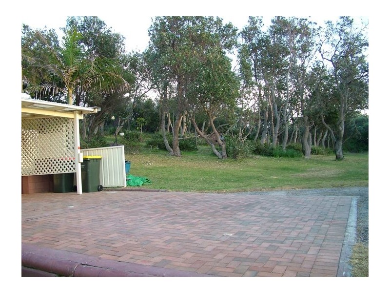 2 Lorna Street, Fishermans Bay NSW 2316