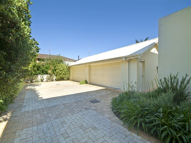 1/152 Soldiers Point Rd, Salamander Bay NSW 2317