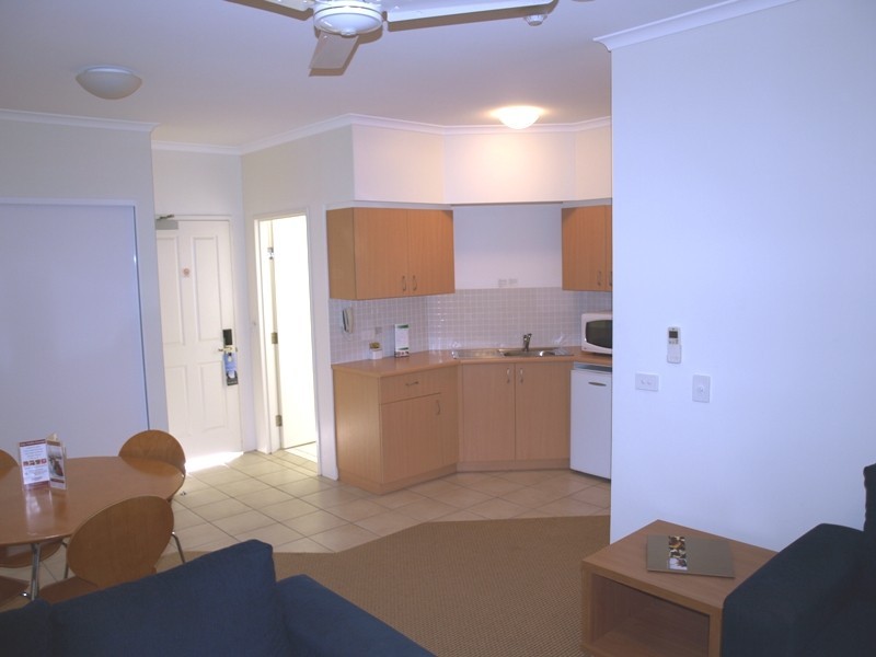 Z010/41-45 Shoal Bay Road, Shoal Bay NSW 2315