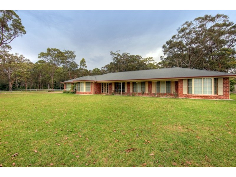 9 Waropara Road, Medowie NSW 2318