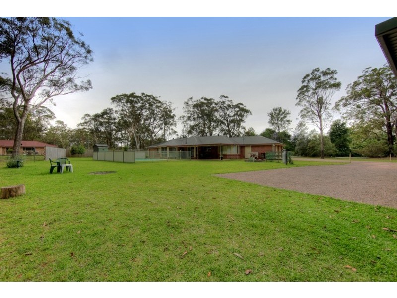 9 Waropara Road, Medowie NSW 2318