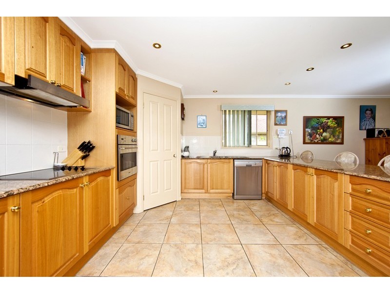 5 Sassin Crescent, Medowie NSW 2318