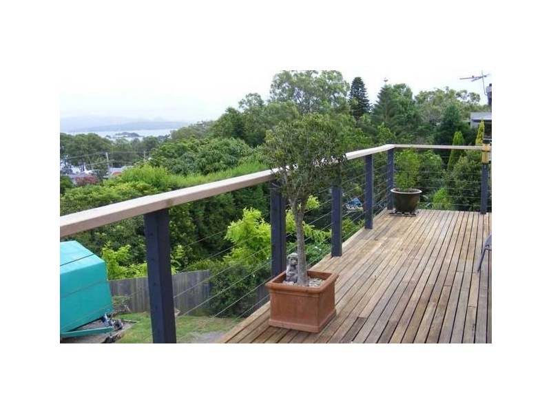 8 Lyndel Close, Soldiers Point NSW 2317