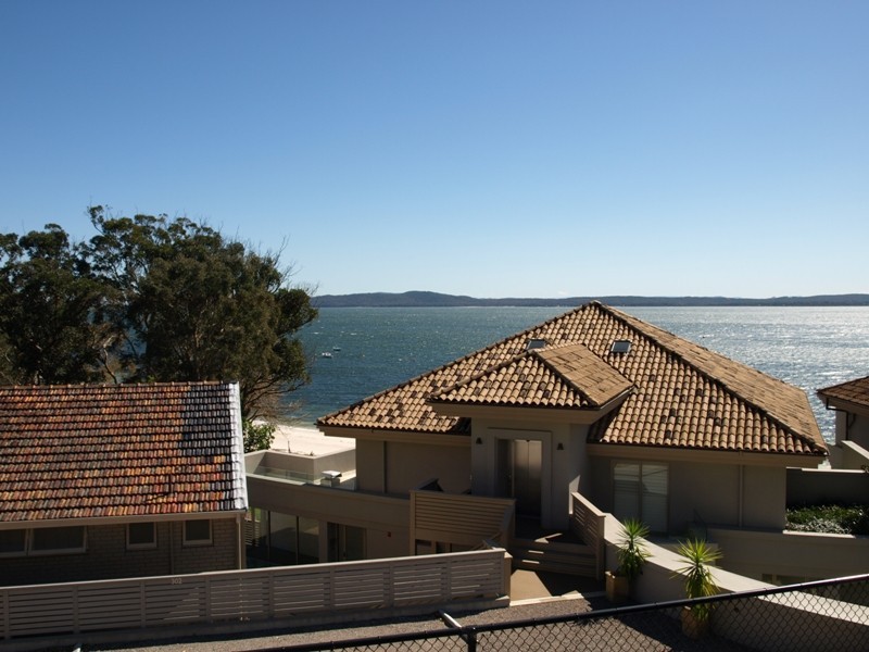 72 Thurlow Avenue, Nelson Bay NSW 2315