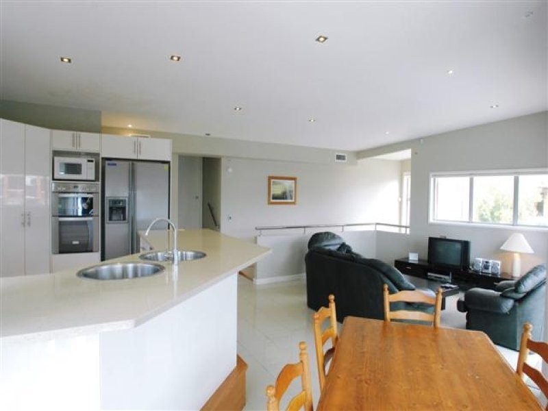 14a Christmas Bush Avenue, Nelson Bay NSW 2315