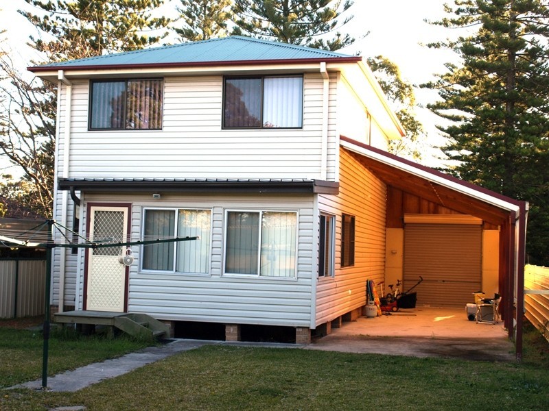 51 Avenue of the Allies, Tanilba Bay NSW 2319