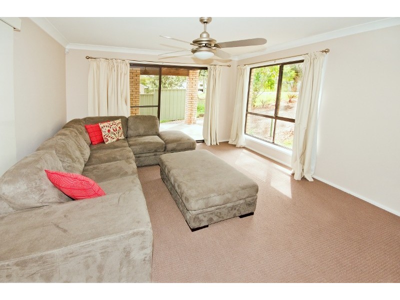 12 Admiralty Ave, Tanilba Bay NSW 2319